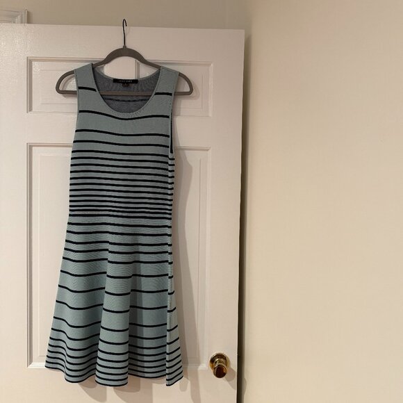 Cynthia Steffe Sleeveless Dress -- Medium - Picture 1 of 3